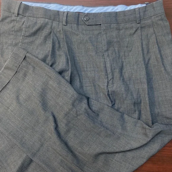 Roundtree Yorke travelSmart Pleated Dress Pants